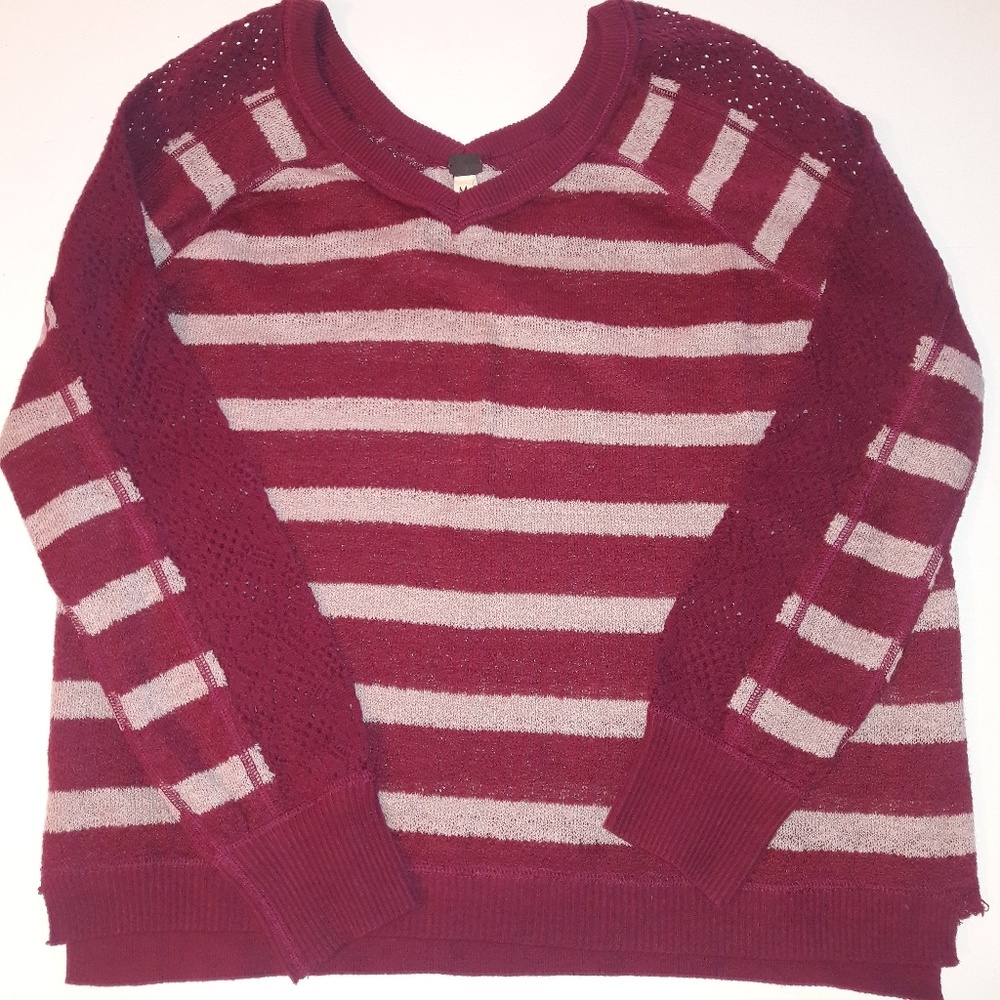 We the Free sweater maroon